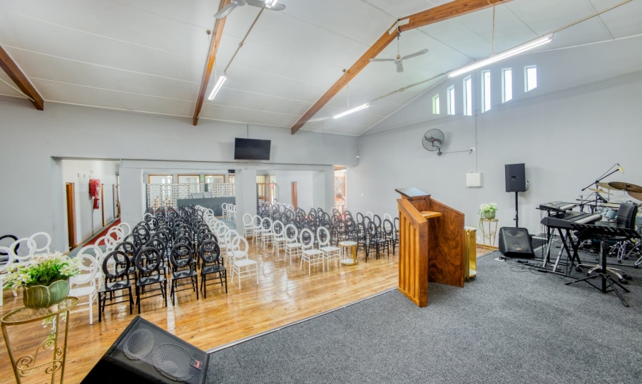 Commercial Property for Sale in Summerpride Eastern Cape